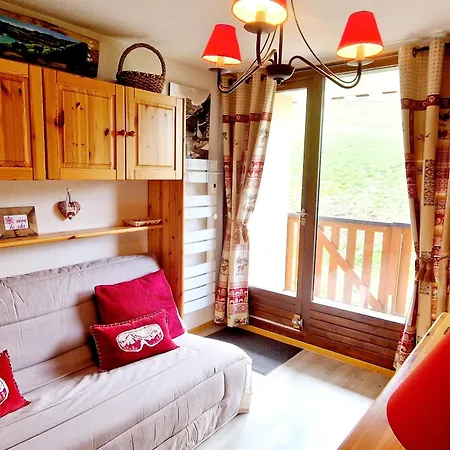 Apartment Pres Des Pistes A Montalbert - Fr-1-755-38 *