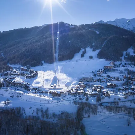 Pres Des Pistes A Montalbert * La Plagne